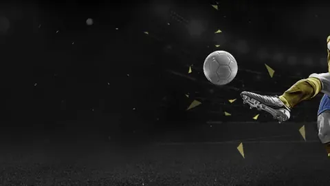 上海男篮VS北京男篮第三节判罚争议：裁判助力上海逆袭？